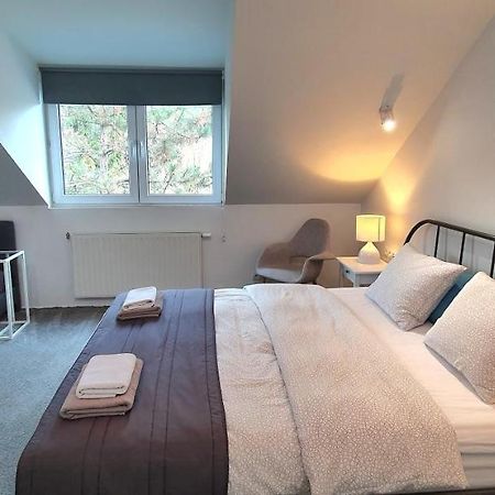 Loft 85 M2 Wilanow Krolewski Self Checkin وارسو المظهر الخارجي الصورة