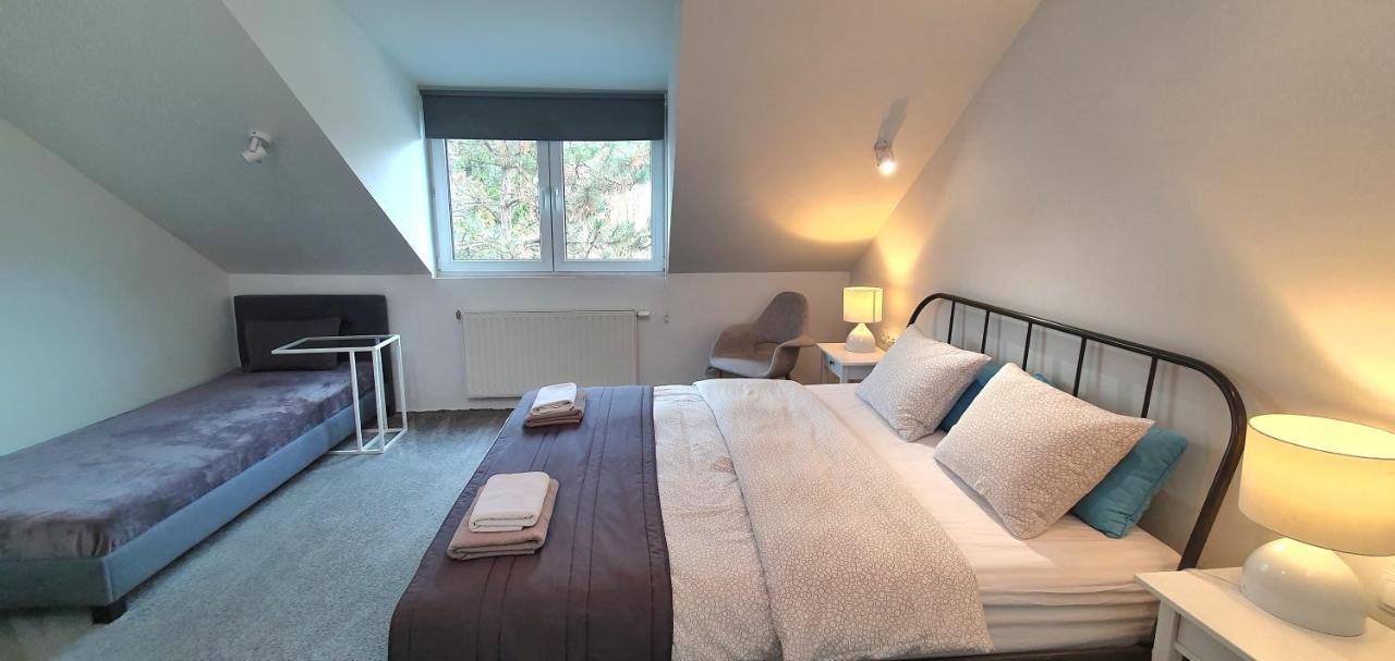 Loft 85 M2 Wilanow Krolewski Self Checkin وارسو المظهر الخارجي الصورة